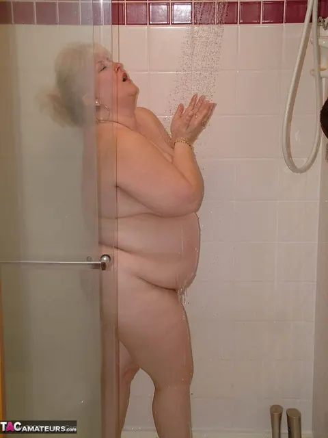 Taffy Spanx: Busty Blonde MILF Fingers Her Pussy in the Bathroom – photo 9 of 16