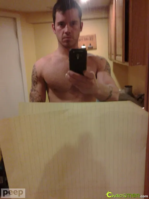 Thick Brunette Guy Poses Nude for Selfies Showing His Cock – photo 5 of 12
