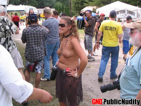 Amateur BBW Strips and Spreads Outdoors – photo 12 of 12