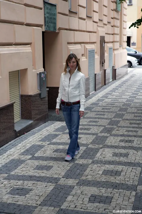 Thick European in Jeans Sucks Cock and Spreads Outdoors – photo 1 of 21