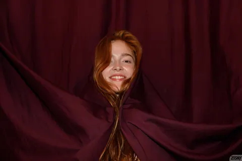 Jia Lissa: Russian Redhead Poses Nude on the Bed and Shows Her Cute Ass – photo 10 of 12