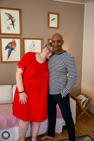 Busty European MILF in Glasses Takes BBC and Gives a Handjob