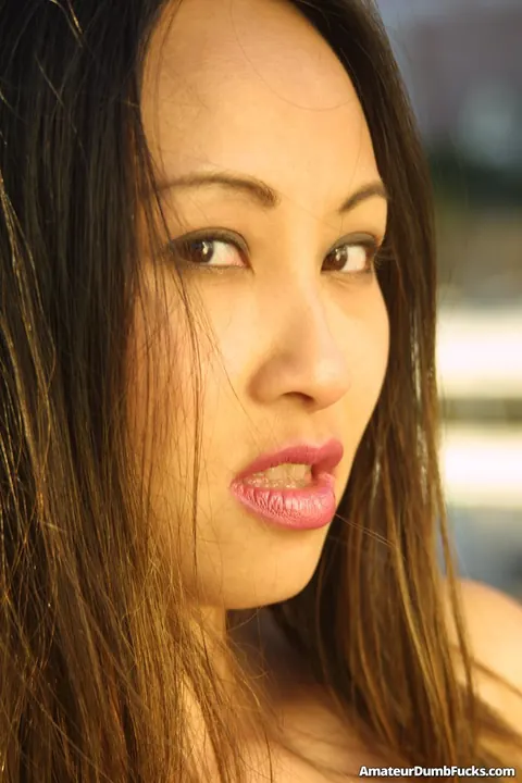 Lisa Linn: Petite Asian Amateur Shows Her Hairy Pussy and Fingers Deep – photo 17 of 21