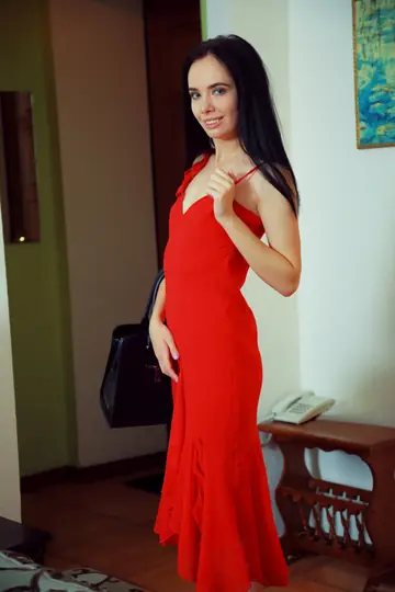 Winona L – Slim PAWG Brunette Lifts Her Skirt for Anal Play