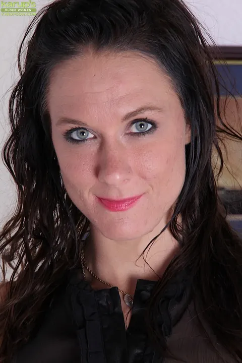 Mari Lee: Brunette MILF in a Skirt and Lingerie Pulls Panties Aside to Spread – photo 1 of 15