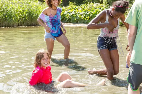Thick European and Ebony Women Wrestle in Shorts on the Beach – photo 3 of 16