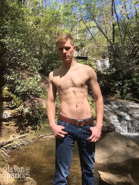 Man Strips Nude Outdoors Showing His Lean Body and Cock – photo 4 of 21