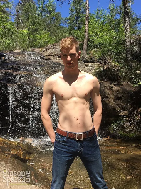 Man Strips Nude Outdoors Showing His Lean Body and Cock – photo 9 of 21