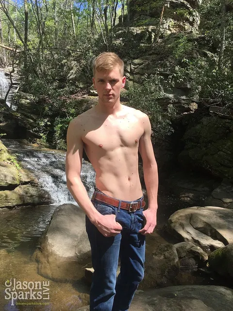 Man Strips Nude Outdoors Showing His Lean Body and Cock – photo 3 of 21