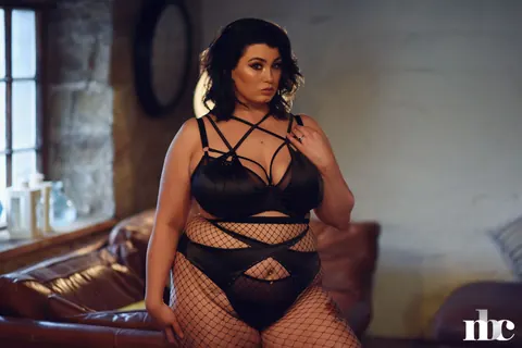 BBW Brunette with Big Tits Poses in Lingerie and Pantyhose – photo 6 of 21