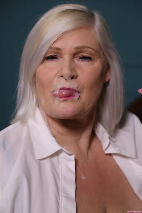 Lacey Starr: Blonde British BBW in Stockings Gets Licked and Facialed – photo 17 of 20