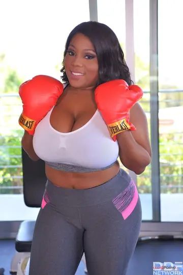 Curvy Ebony Babe Gives a Titjob and a Blowjob and Rides Cowgirl