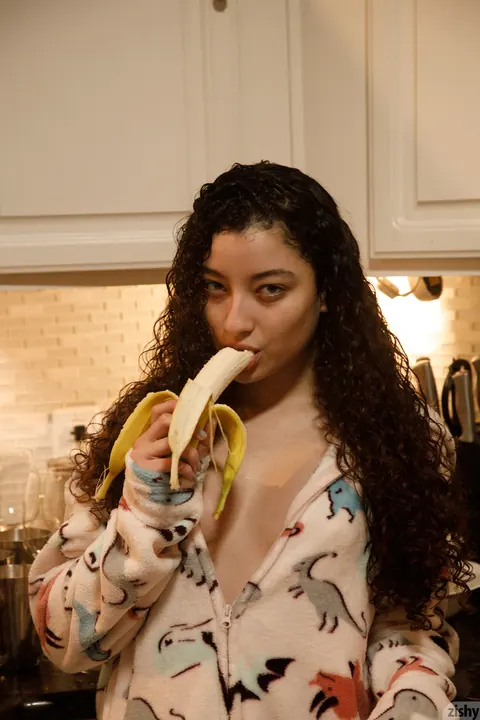 Lana Lovelace: Petite Curly Latina Poses Clothed and Spreads Her Cheeks – photo 1 of 13
