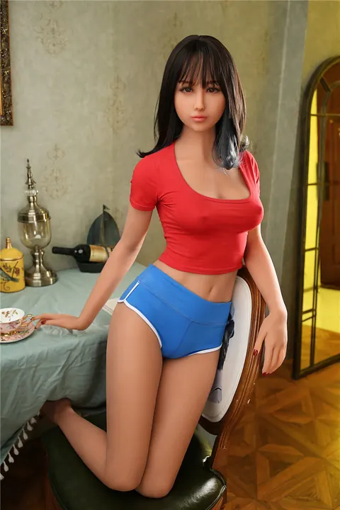 Petite Slim Babe Strips Nude and Unveils Her Pussy – photo 9 of 20