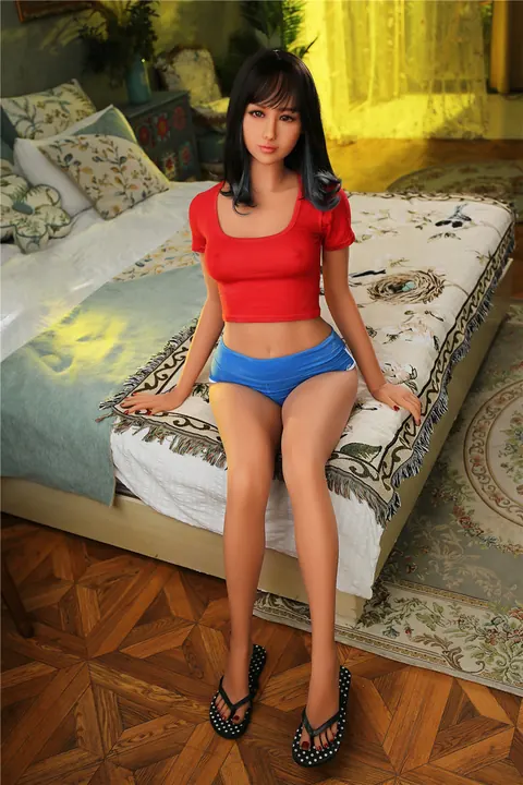 Petite Slim Babe Strips Nude and Unveils Her Pussy – photo 2 of 20