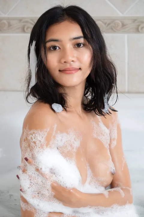 Petite Thai Woman Shows Her Natural Tits in the Bathroom – photo 5 of 21