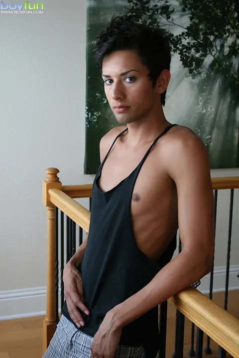 Thick Guy Strips Naked and Shows Off His Big Ass – photo 3 of 20