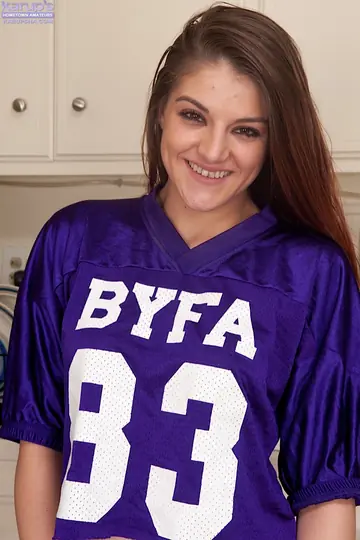 Thick Brunette with Big Tits Fingers Her Pussy on the Kitchen Counter