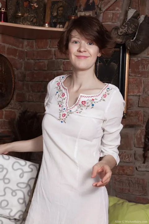 Redhead Reveals Thin Frame and Rubs Her Hairy Pussy – photo 2 of 17
