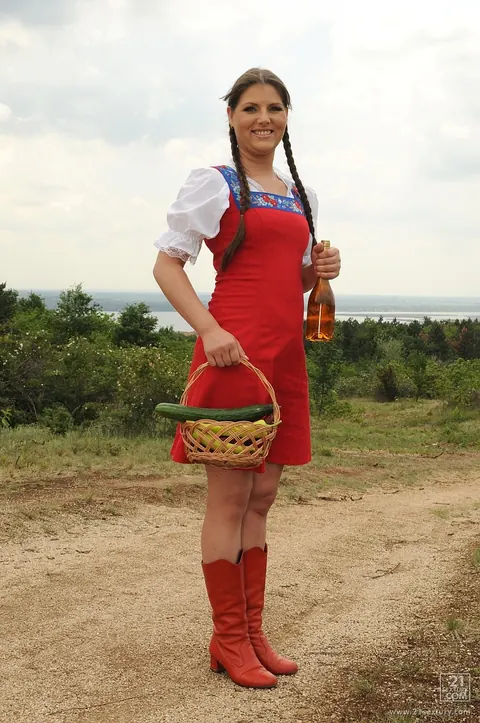 European Brunette in Cosplay Masturbates with a Dildo Outdoors – photo 2 of 16