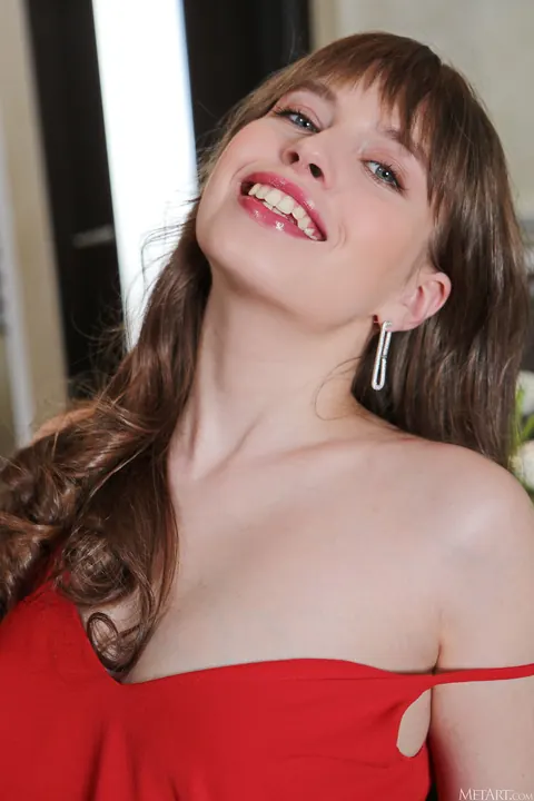Brunette Pulls Her Panties Aside and Spreads in a Skirt – photo 4 of 21