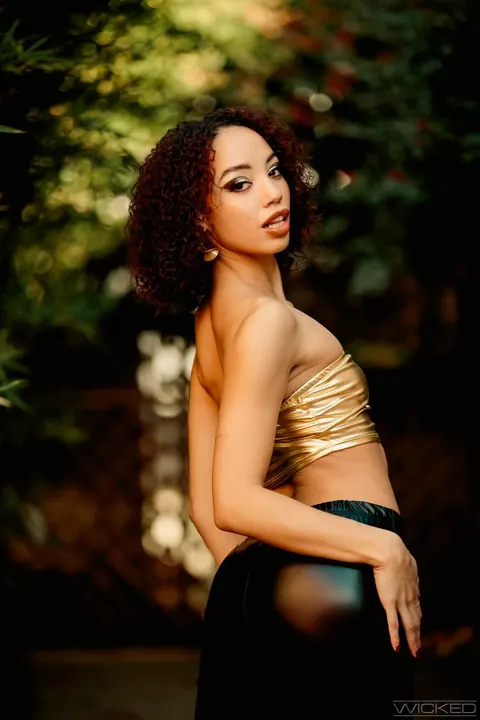 Alexis Tae: Petite Blonde Joins Outdoor Interracial Threesome – photo 10 of 21