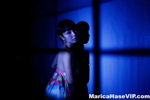 Marica Hase: Japanese MILF Poses Nude in Dim Light – photo 3 of 12