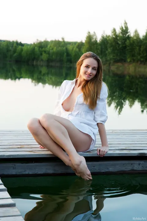 Vittoria Amada: Blonde in a Dress Spreads Her Legs Outdoors – photo 2 of 21