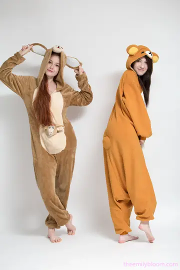 Kawaiii Kitten – Brunette with Natural Tits Undresses and Kisses Companion