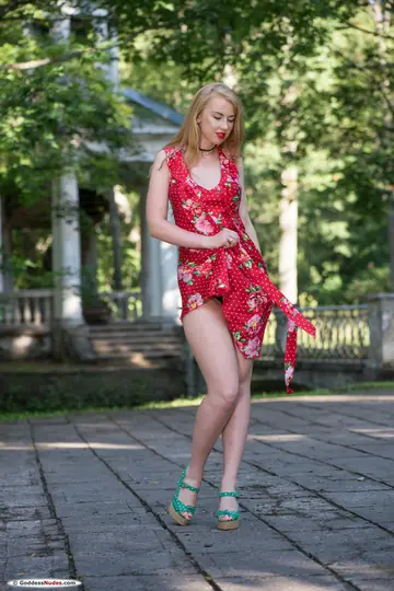 Busty Blonde in a Skirt and Heels Spreads Her Trimmed Pussy Outdoors