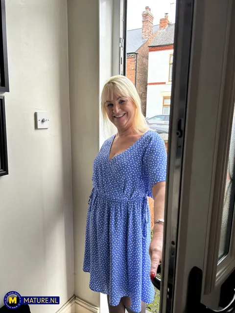 Mature British Blonde in Stockings and Heels Strips and Fingers Herself – photo 1 of 21