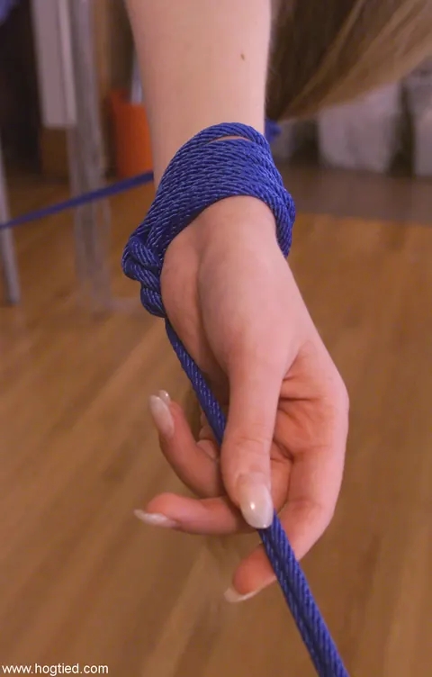 Chanta Rose: Thick Blonde Shows Off Rope Bondage – photo 5 of 19