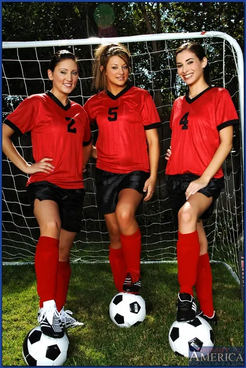 Carmen McCarthy: Thick Latinas in Soccer Shorts Share a Dick Outdoors – photo 3 of 21