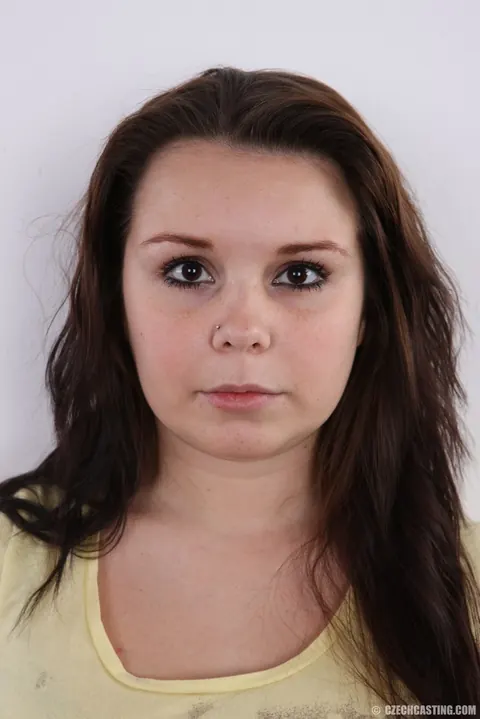 Czech BBW Strips Out of Her Panties to Pose Nude – photo 1 of 20