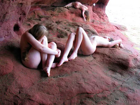 Busty Woman Strips Nude and Poses Outdoors – photo 4 of 17