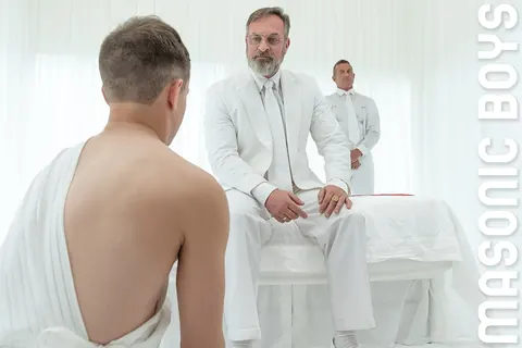 Athletic Mature Man Joins Two Men for a Threesome – photo 3 of 20