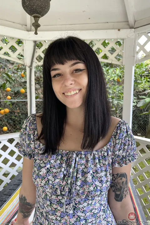 Nova Vixen: Thick Brunette with Hairy Pussy and Tattoo Spreads Outdoors – photo 2 of 21