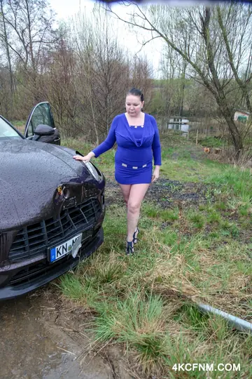 Curvy Brunette MILF Gives a Blowjob and Handjob Outdoors in a Skirt