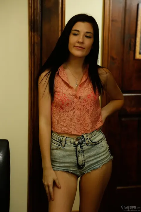 Jenna Reid: Petite Brunette Spreads Her Legs and Takes Her Partner Deep – photo 1 of 20