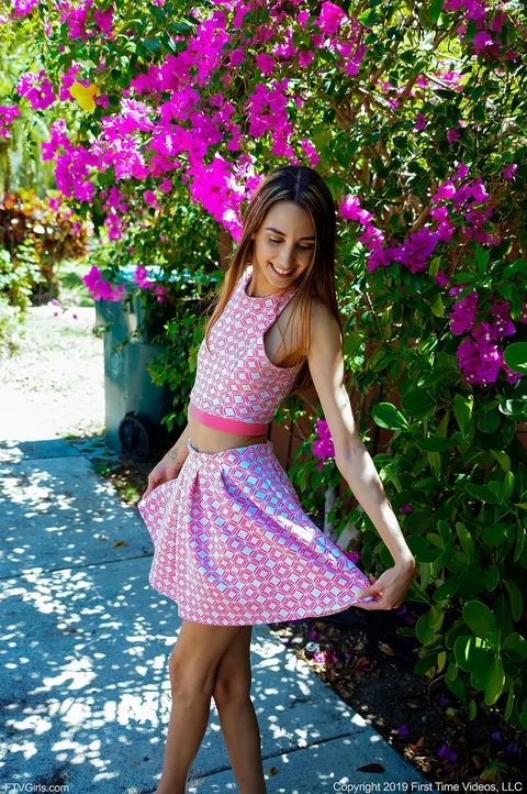 Natalia Nix: Petite Brunette Latina Flashes Her Pussy in a Dotted Skirt Outdoors – photo 18 of 20