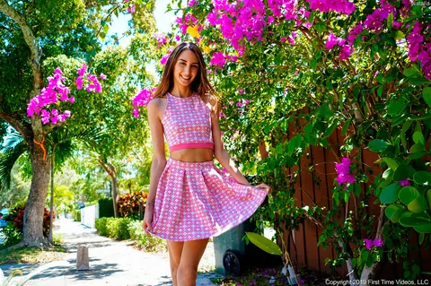 Natalia Nix: Petite Brunette Latina Flashes Her Pussy in a Dotted Skirt Outdoors – photo 10 of 20