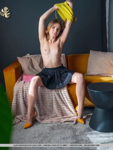 Alice Nekrasova: Blonde PAWG in Heels Strips and Spreads – photo 9 of 18