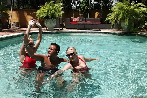 Brittney Brooks: Blonde with Enhanced Tits Takes Anal by the Pool – photo 3 of 16