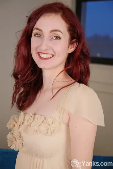 Petite Redhead MILF Fingers Her Shaved Pussy