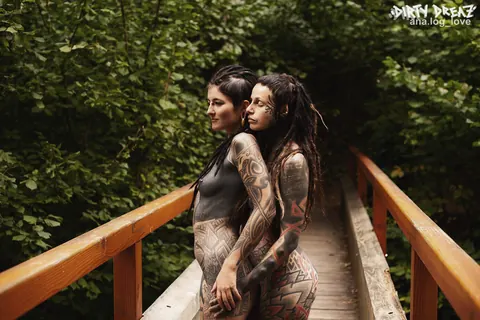 Anuskatzz: European Lesbians with Pigtails Have Sex on a Bridge – photo 11 of 16