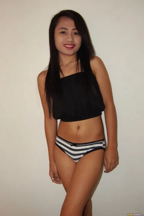 Petite Filipina Strips and Spreads in a Motel Room – photo 9 of 20