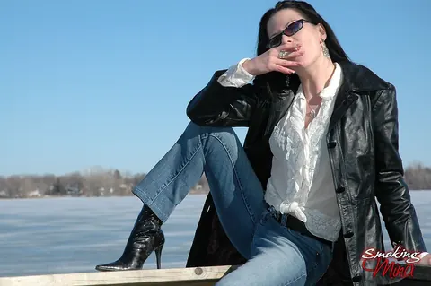 Brunette MILF in Leather and High Heels Smokes Outdoors – photo 14 of 16