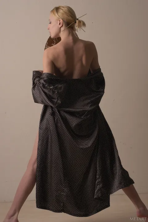 Busty Blonde PAWG Strips Out of Her Skirt – photo 14 of 21