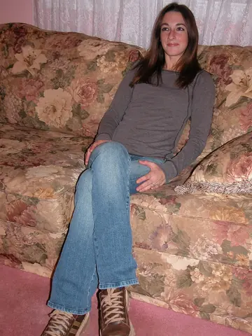 Skinny Brunette Strips Out of Her Jeans and Spreads for a Casting