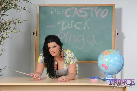 Angelina Castro: Curvy Latina MILF Takes BBC and Spreads Her Pussy – photo 1 of 20